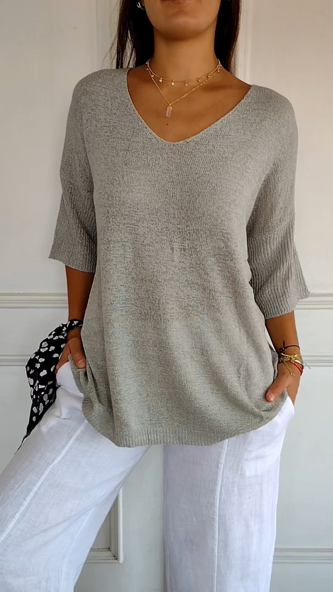 Alina | Soft Knit V-Neck Top
