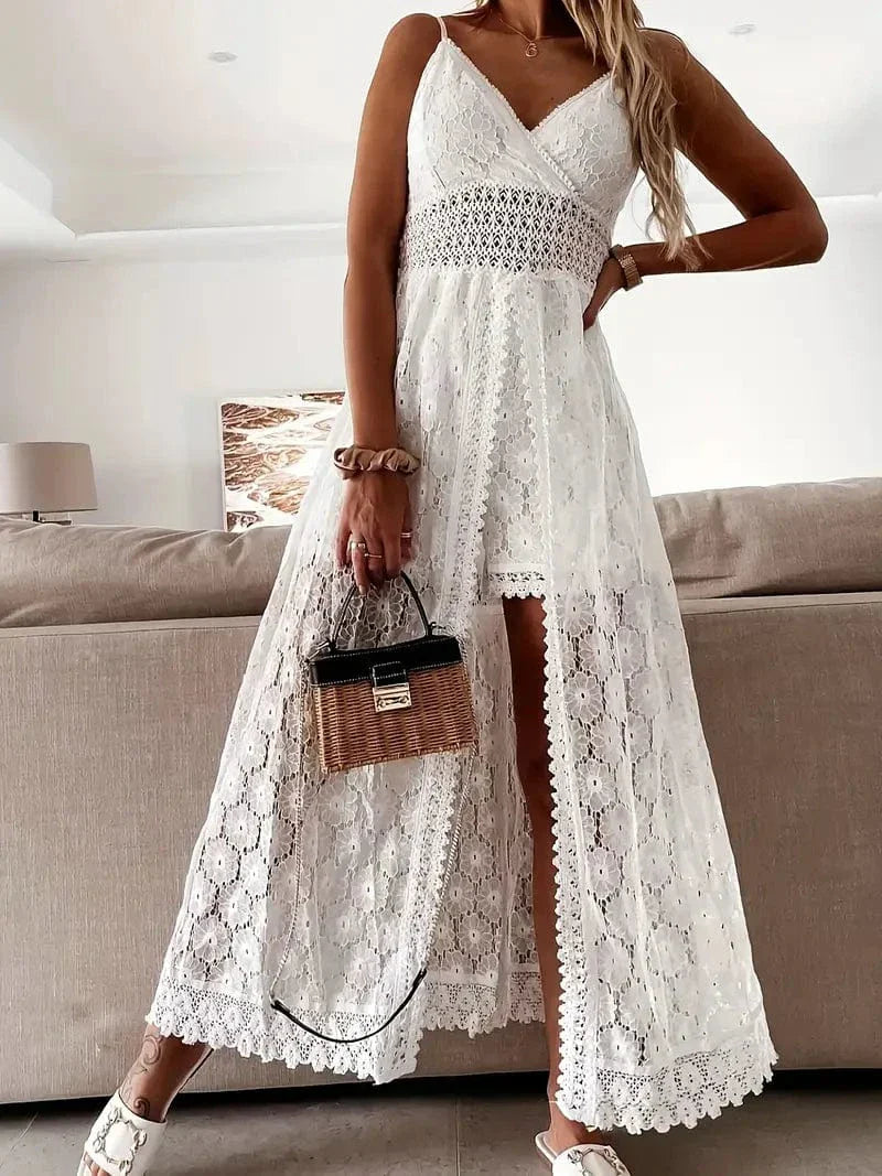 Sorelle | One-Piece Lace Chic