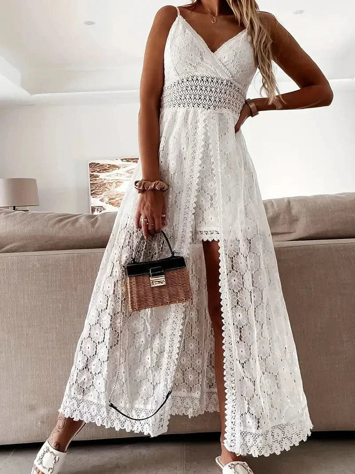 Sorelle | One-Piece Lace Chic