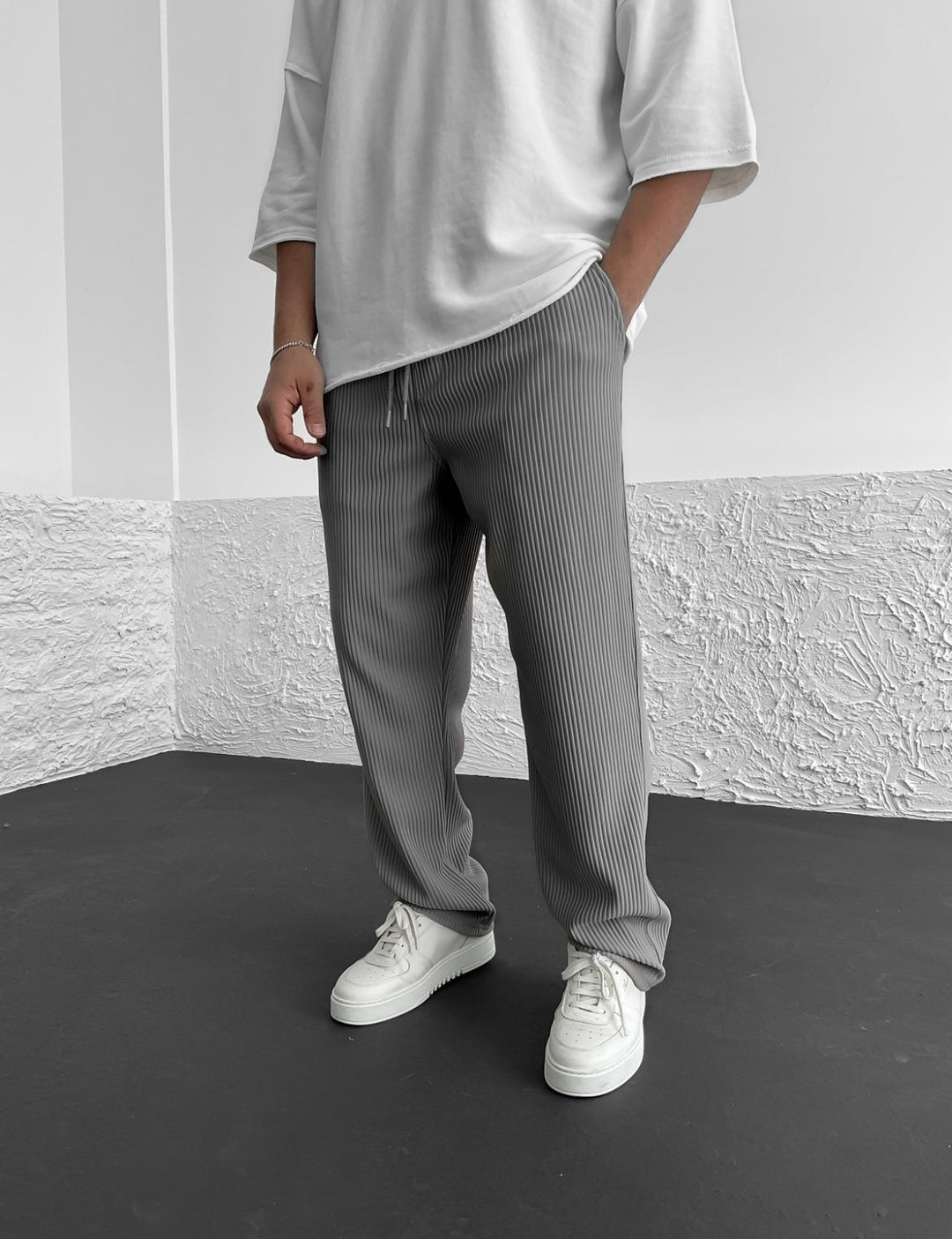 1+1 FREE | Mike - Ribbed Straight Pants