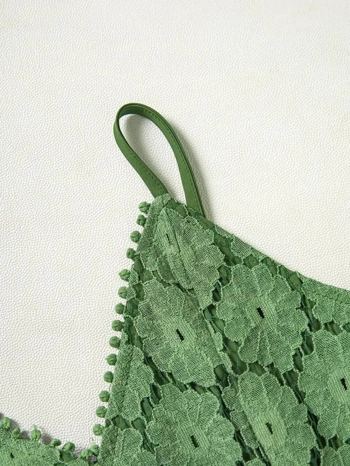 Sorelle | One-Piece Lace Chic