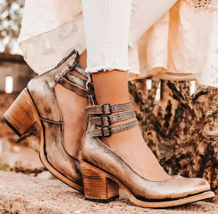 Celeste | Vintage-Inspired Comfort Pumps