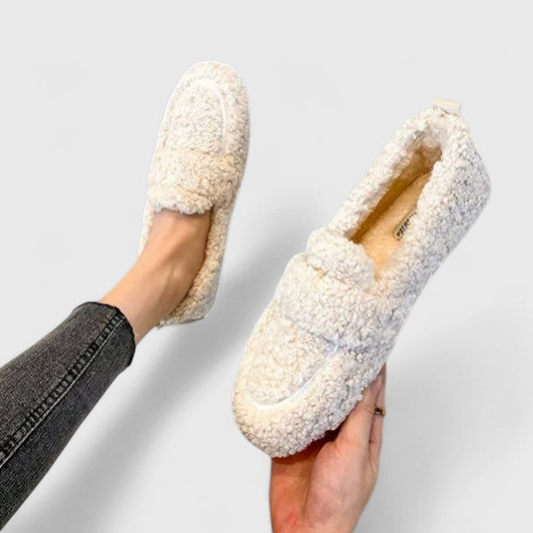 Seren | Warmth & Style Slippers