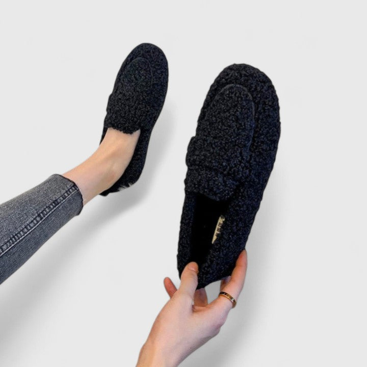 Seren | Warmth & Style Slippers