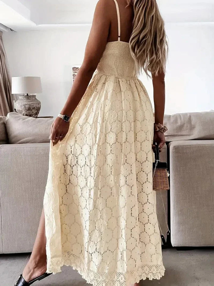 Sorelle | One-Piece Lace Chic