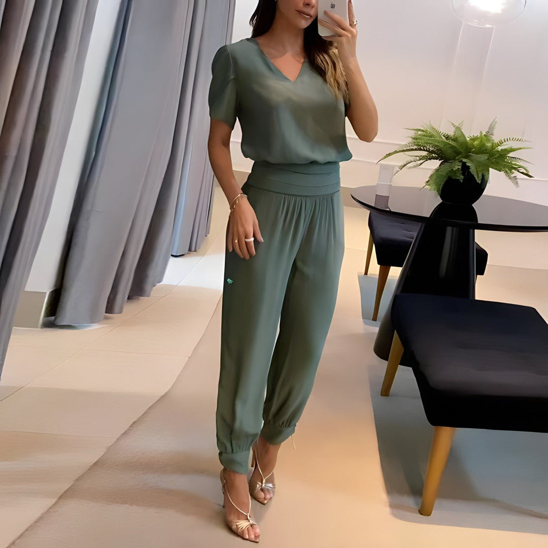 Melinda | Trendy Set with Blouse and Trousers