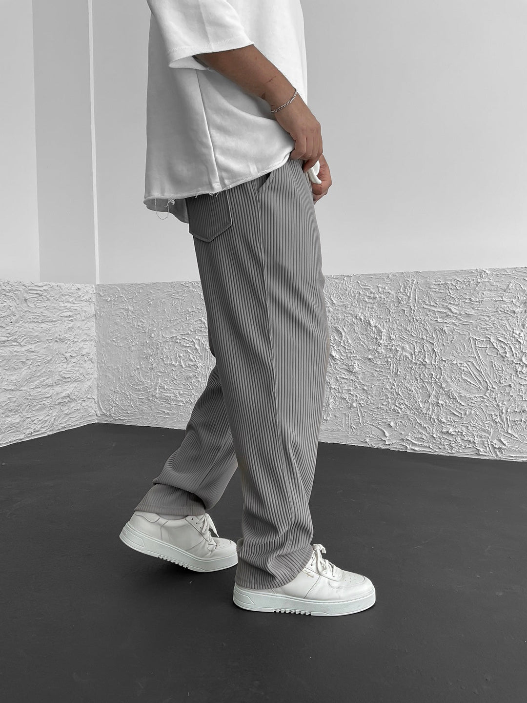 1+1 FREE | Mike - Ribbed Straight Pants