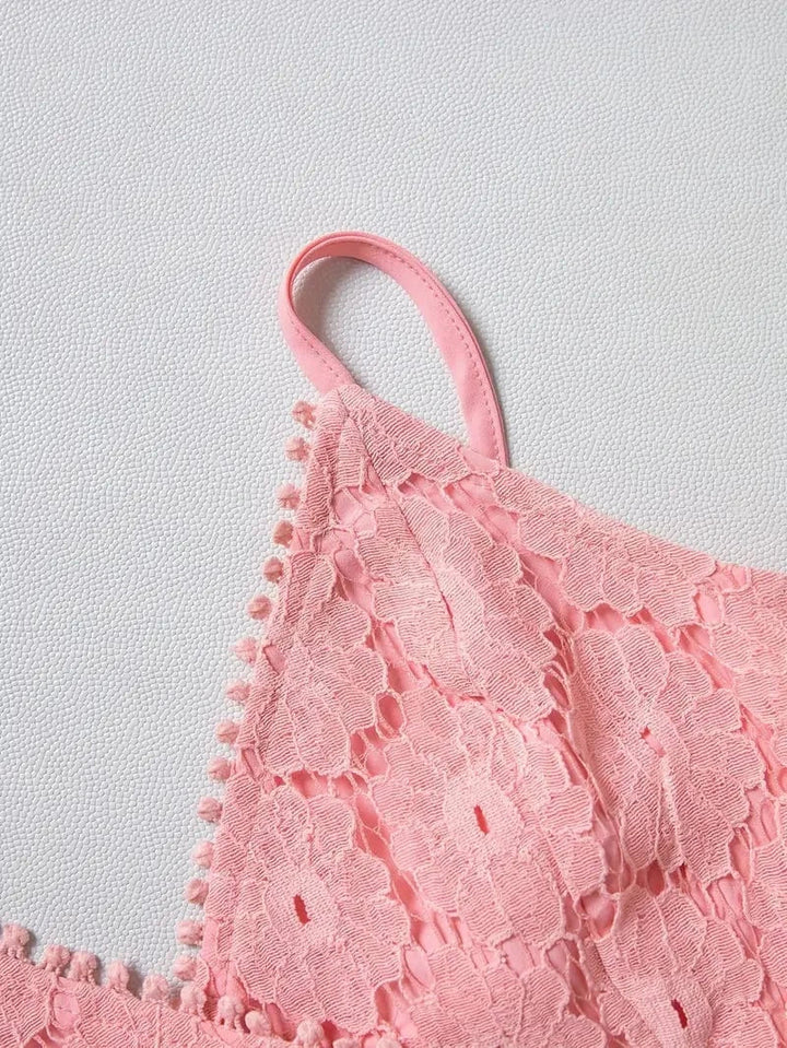 Sorelle | One-Piece Lace Chic