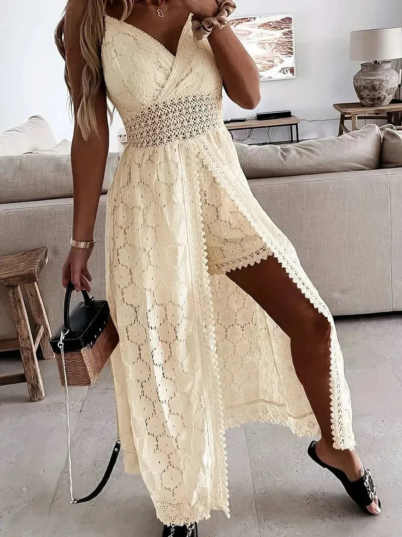 Sorelle | One-Piece Lace Chic