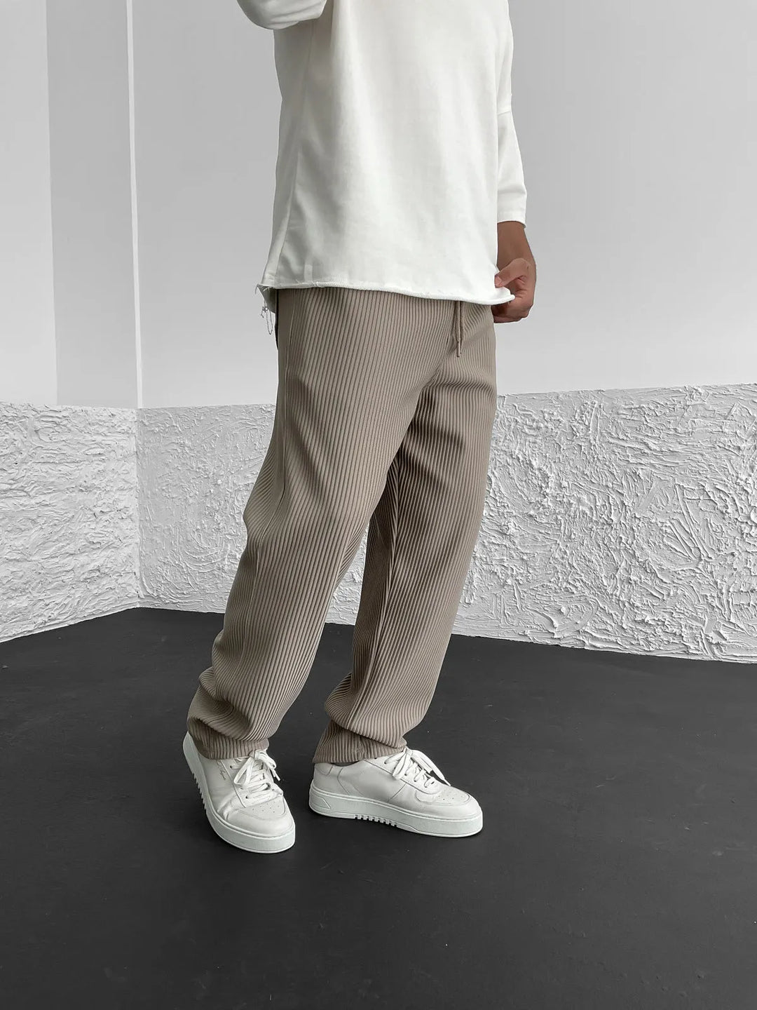 1+1 FREE | Mike - Ribbed Straight Pants